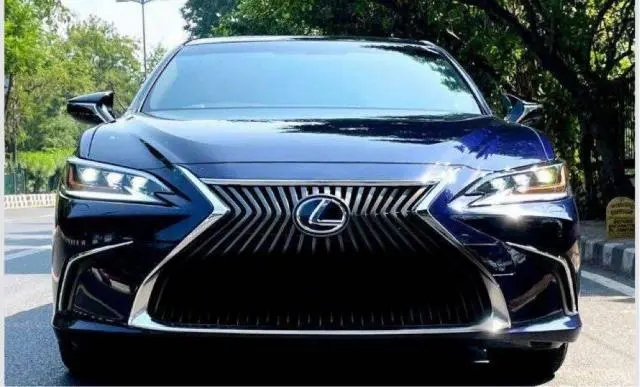 Lexus LS 500h Ultra Luxury 2019