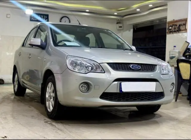 Ford Fiesta TITANIUM DIESEL 2013