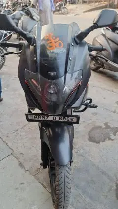 Bajaj Pulsar 180F 2019