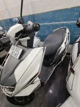 Suzuki Avenis 125 Standard 2023