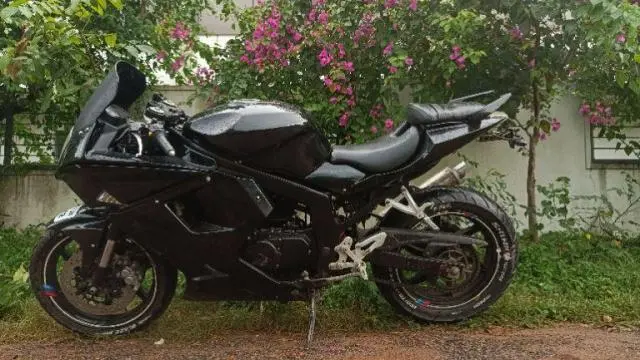 Hyosung GT250R 2015