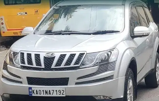 Mahindra XUV500 W8 2WD 2014