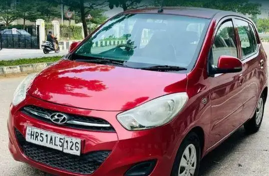 Hyundai i10 Sportz 1.2 2011