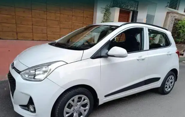 Hyundai Grand i10 Sportz CRDi 2017