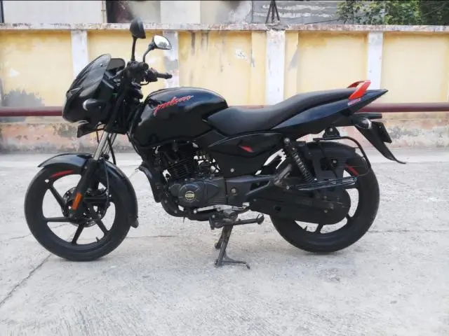 Bajaj Pulsar 125cc Drum BS6 2020