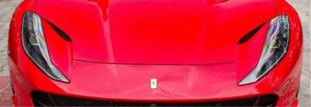 Ferrari 812 Superfast V12 2020