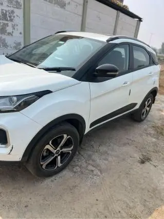 Tata Nexon XZ Plus Petrol 2022