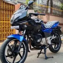 Bajaj Pulsar 220cc 2015