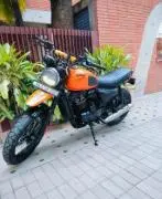 Yezdi Roadster Dark Smoke Grey 2022