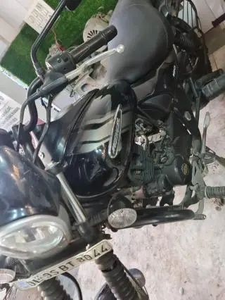 Bajaj Avenger Street 180 2019