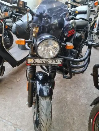 Royal Enfield Hunter 350 Metro Dapper 2023