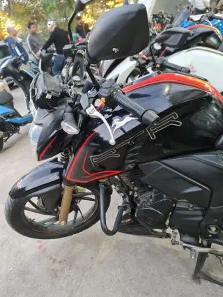TVS Apache RTR 200 4V Dual Channel ABS 2022