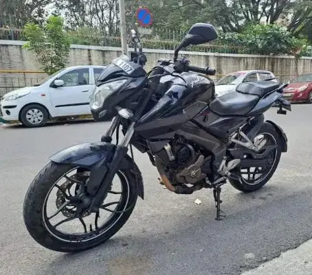 Bajaj Pulsar NS200 2015