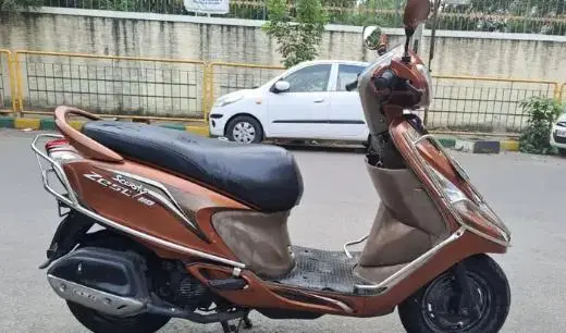 TVS Scooty Zest 110cc 2016