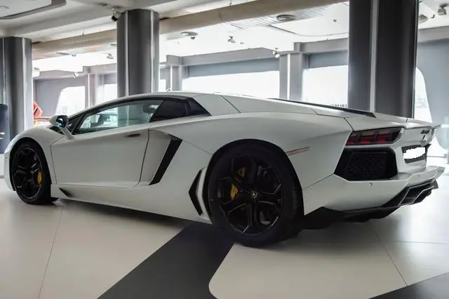 Lamborghini Aventador LP 700-4 2012