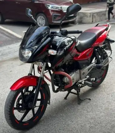 Bajaj Pulsar 150cc 2015