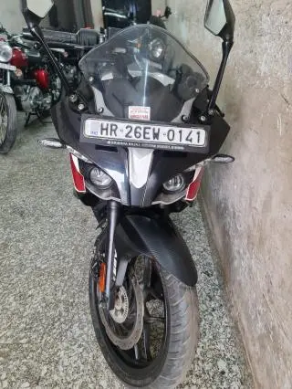 Bajaj Pulsar RS200 ABS 2022