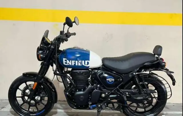 Royal Enfield Hunter 350 Metro Dapper 2023