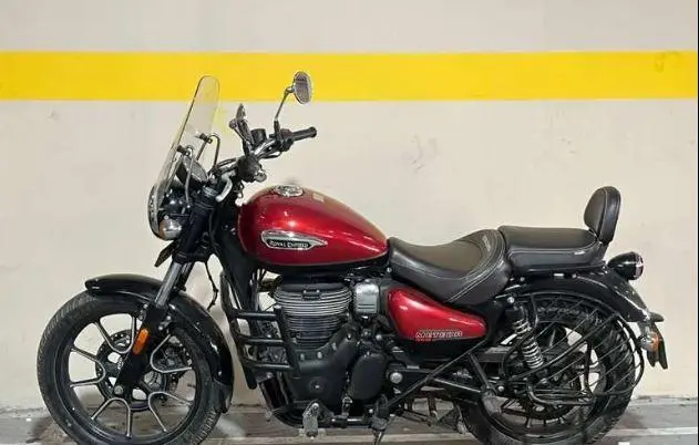 Royal Enfield Hunter 350 Metro Dapper 2023