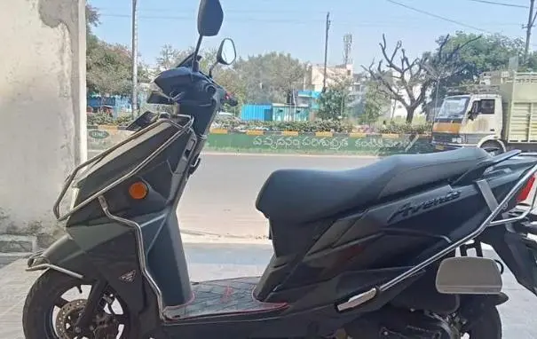 Suzuki Avenis 125 Standard 2022