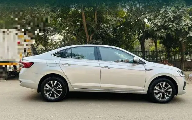 Skoda Slavia Style 1.0L TSI AT 2022