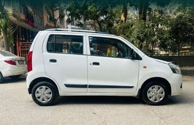 Maruti Suzuki Wagon R LXi CNG 2012