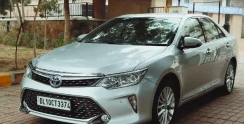 Toyota Camry Hybrid 2016