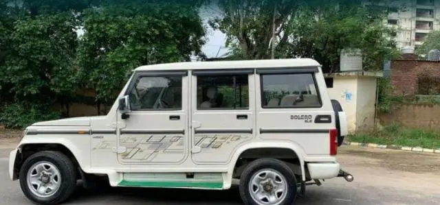 Mahindra Bolero SLE 2015