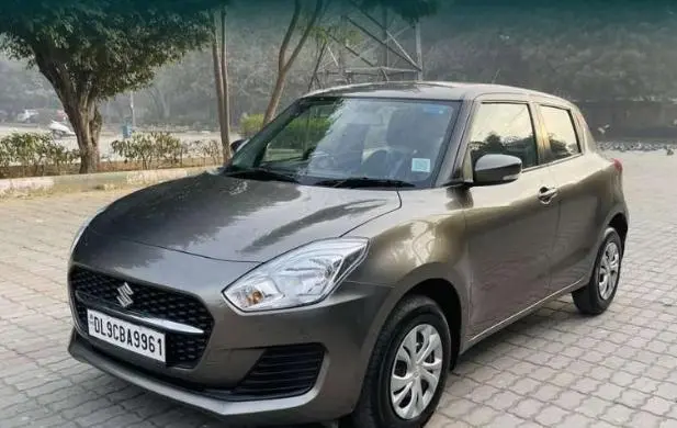 Maruti Suzuki Swift VXi AGS 2023