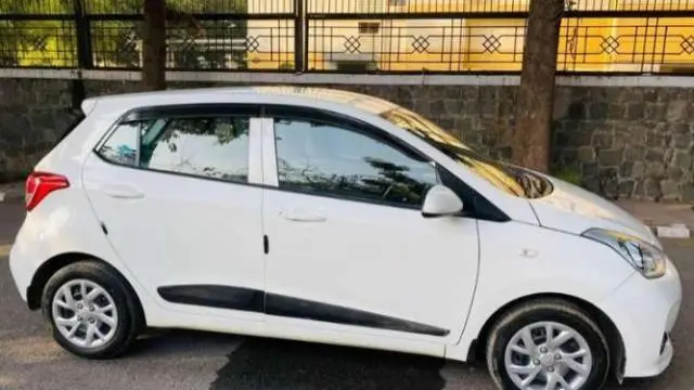 Hyundai Grand i10 Sportz U2 1.2 CRDi 2017