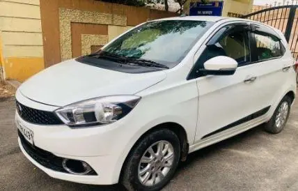 Tata Tiago Revotron XZ 2017