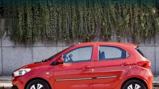 Tata Tiago Revotron XZA 2018