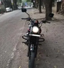 Bajaj Avenger Street 180 2018