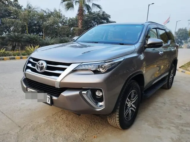 Toyota Fortuner 2.8 4x2 AT 2020