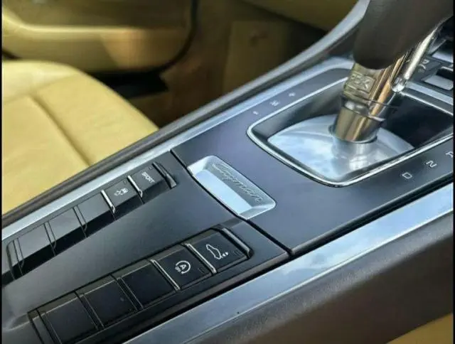 Porsche Cayman GTS 2018