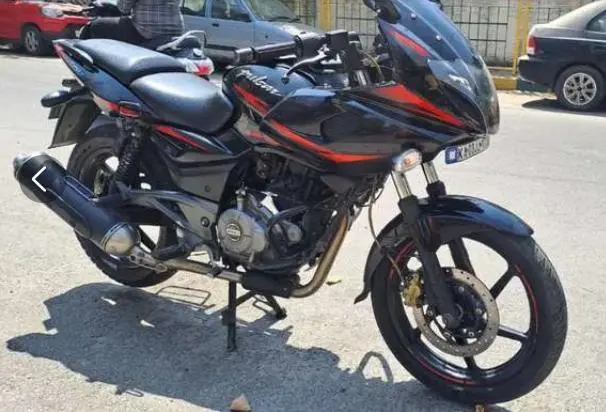 Bajaj Pulsar 220cc 2017