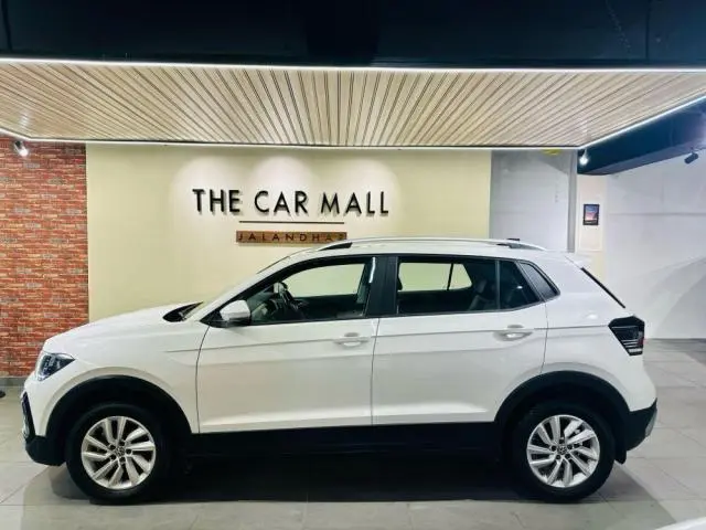 Volkswagen Taigun Highline 1.0 TSI MT 2022