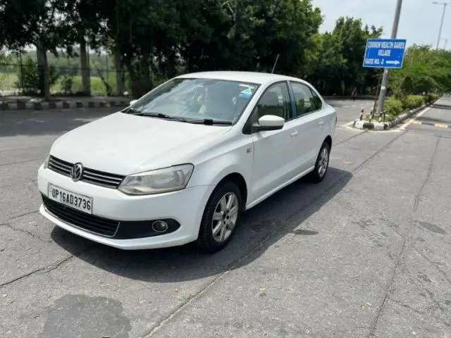 Volkswagen Vento 1.6L Highline 2011