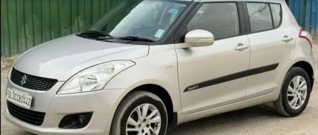 Maruti Suzuki Swift ZXi 2013
