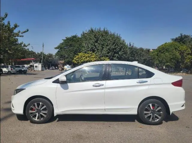 Honda City 1.5 V MT 2018