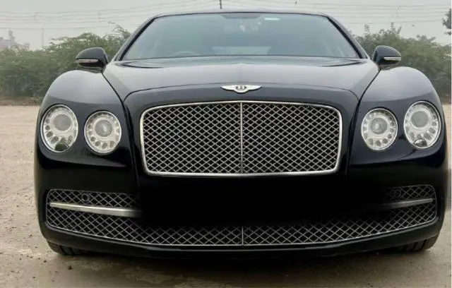 Bentley Flying Spur V8 2014