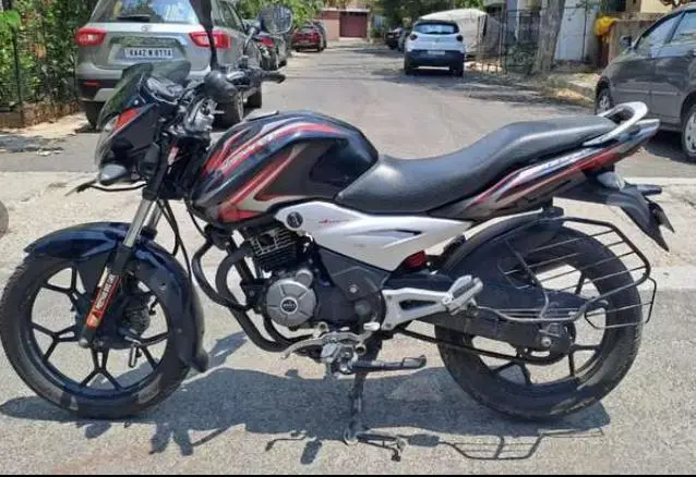 Bajaj Discover 125cc 2013