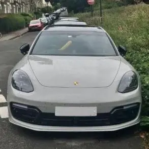 Porsche Panamera GTS 2021 