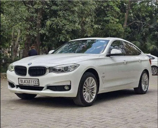BMW 3 Series GT 320d Luxury Line 2016