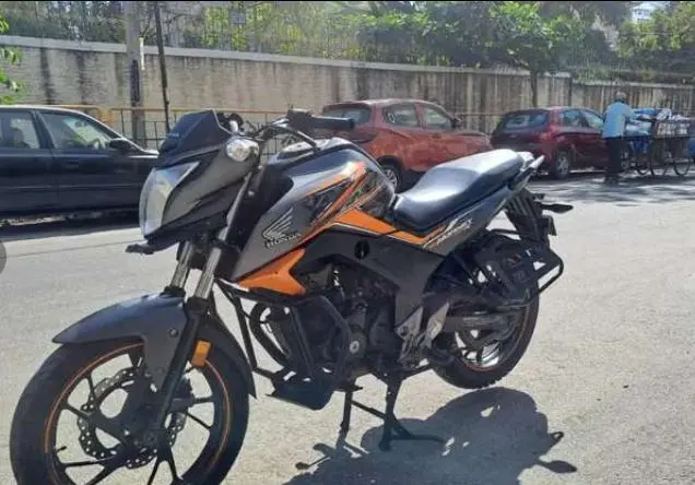 Honda CB Hornet 160R STD 2018
