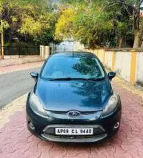 Ford Fiesta STYLE PETROL AT 2012