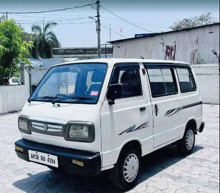 Maruti Suzuki Omni 8 SEATER 2012