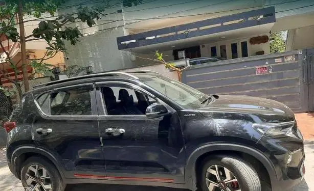 Kia Sonet HTK Plus 1.5 AT 2020
