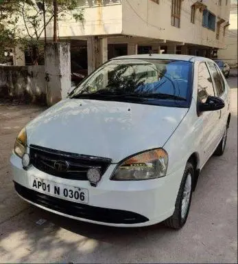 Tata Indigo eCS VX 2013
