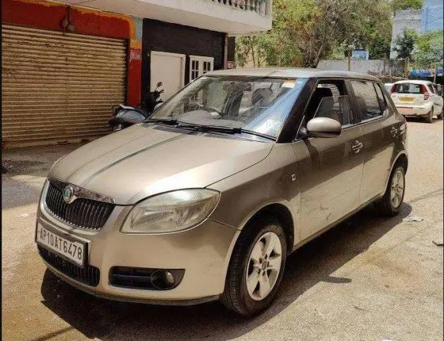 Skoda Fabia AMBIENTE 1.2 MPI 2010